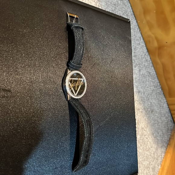 Guess Watch - Picture 5 of 6